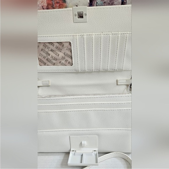 Steve Madden White Floral Crossbody with Multicolor Bloom Print NWT - Picture 8 of 10